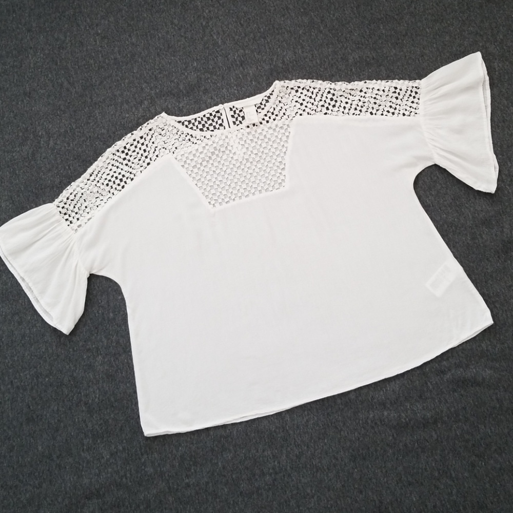 EUC H&M White Short Sleeve Top Size 6